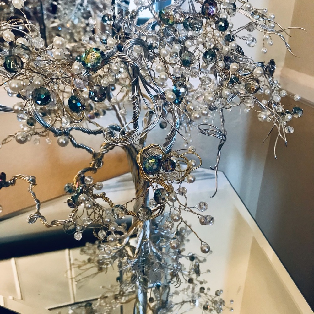 Elegant Beaded Tree Sculpture Adorned with Pearls and Crystals